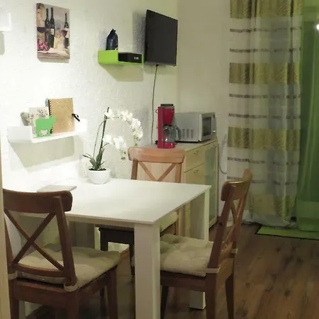 Apartment Gruen Und Herzlich *