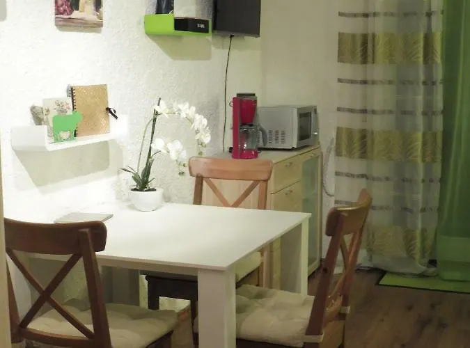 Apartment Gruen Und Herzlich *